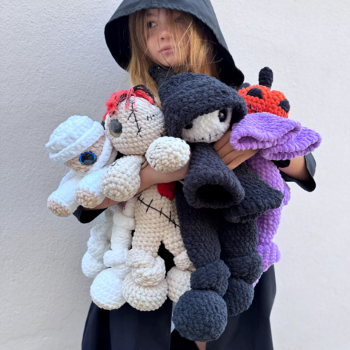 4 Halloween Crochet Pattern - Amigurumi Snuggler Plush Toy. Spooky snuggler pattern. Voo-Doo, Spirit of Halloween, Grim Reaper, Mummy
