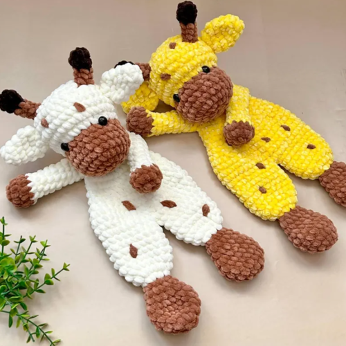 Crochet giraffe snuggler pattern Crochet baby lovey